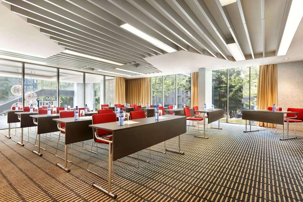 Ramada Encore Tiflis Facilidades foto