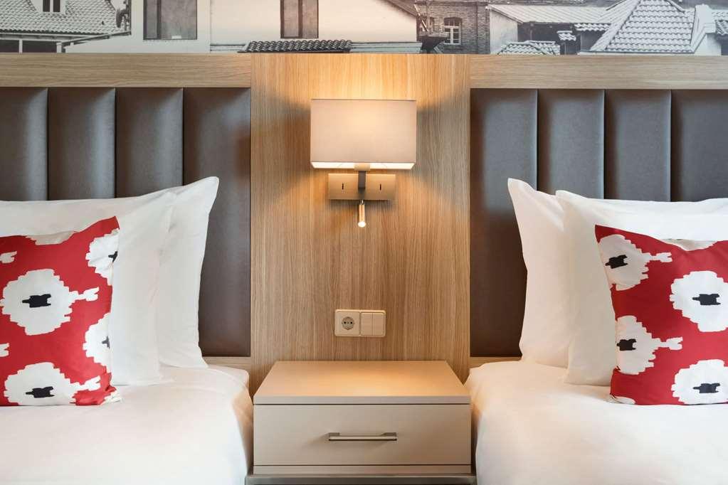 Ramada Encore Tiflis Habitación foto