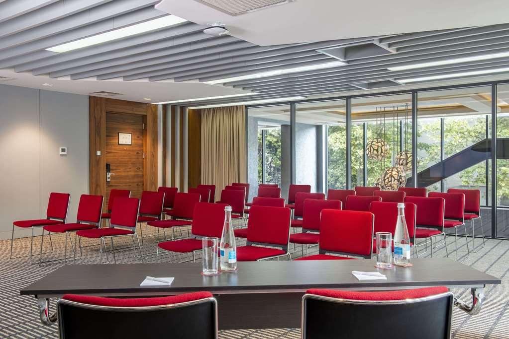 Ramada Encore Tiflis Facilidades foto